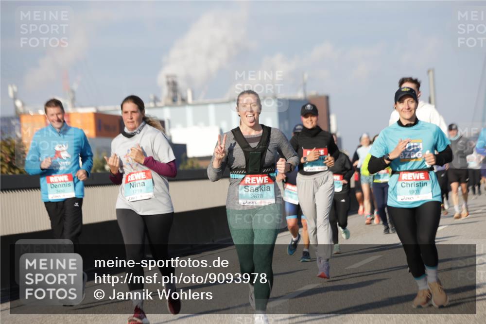 03.10.2025 - Köhlbrandbrückenlauf Jannik Wohlers http://msf.ph/oto/9093978 03.10.2025 10:00:51 Position 3 3450, 1719, 2678, 1903 meine-sportfotos.de