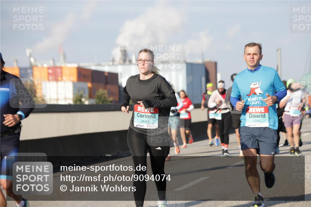 03.10.2025 - Köhlbrandbrückenlauf Jannik Wohlers http://msf.ph/oto/9094074 03.10.2025 10:00:56 Position 3 2641, 3446 meine-sportfotos.de