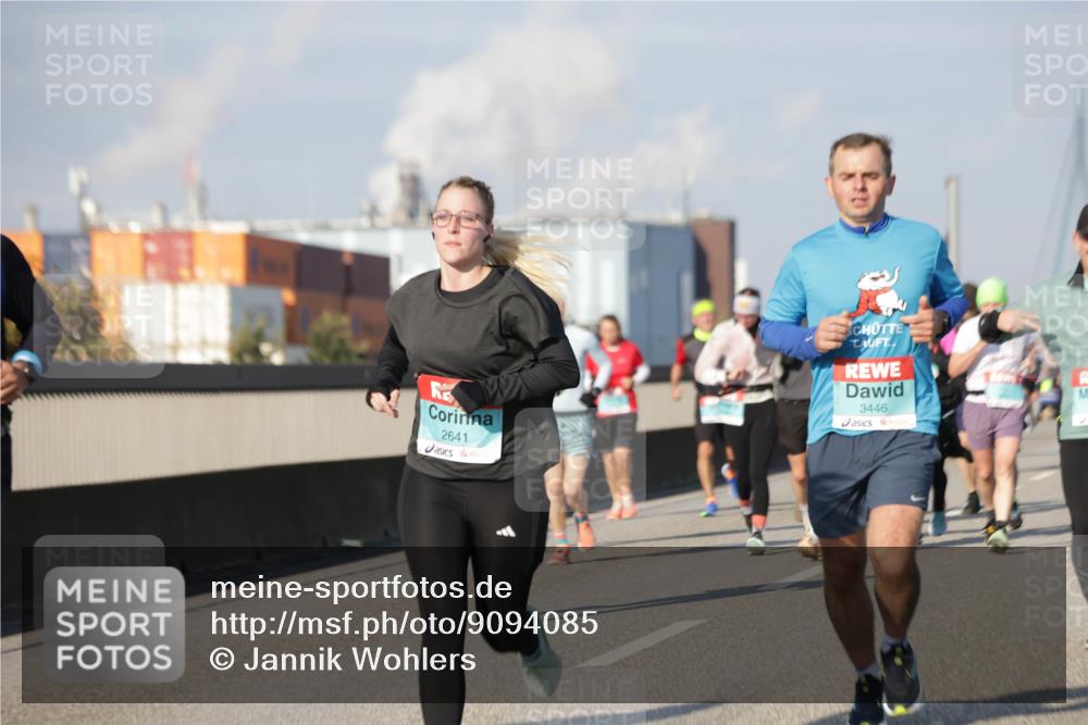 03.10.2025 - Köhlbrandbrückenlauf Jannik Wohlers http://msf.ph/oto/9094085 03.10.2025 10:00:56 Position 3 2641, 3446 meine-sportfotos.de