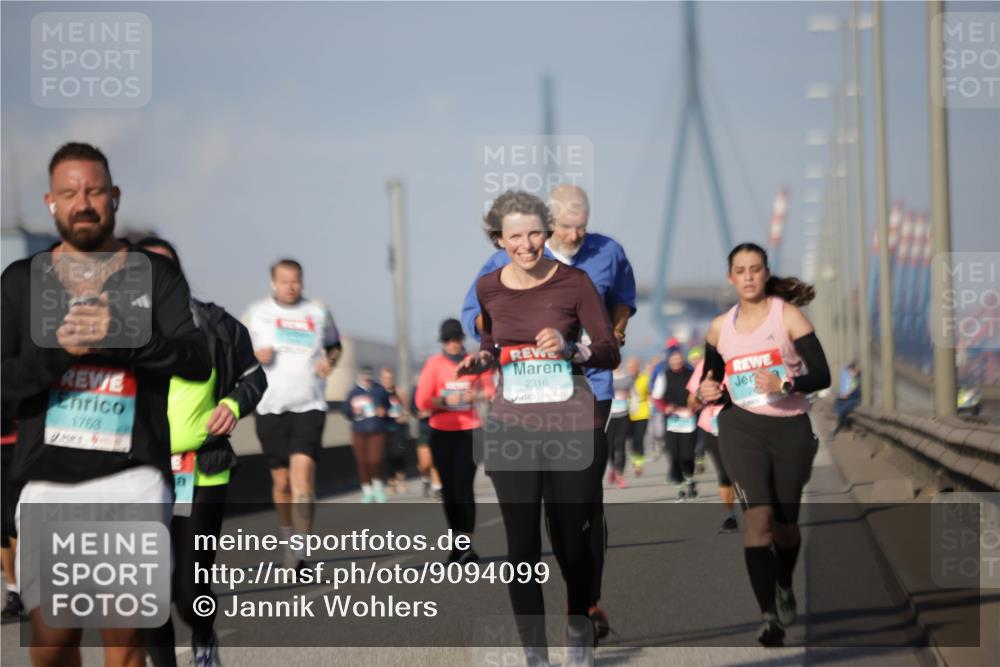 03.10.2025 - Köhlbrandbrückenlauf Jannik Wohlers http://msf.ph/oto/9094099 03.10.2025 10:12:36 Position 3 1763, 2316 meine-sportfotos.de