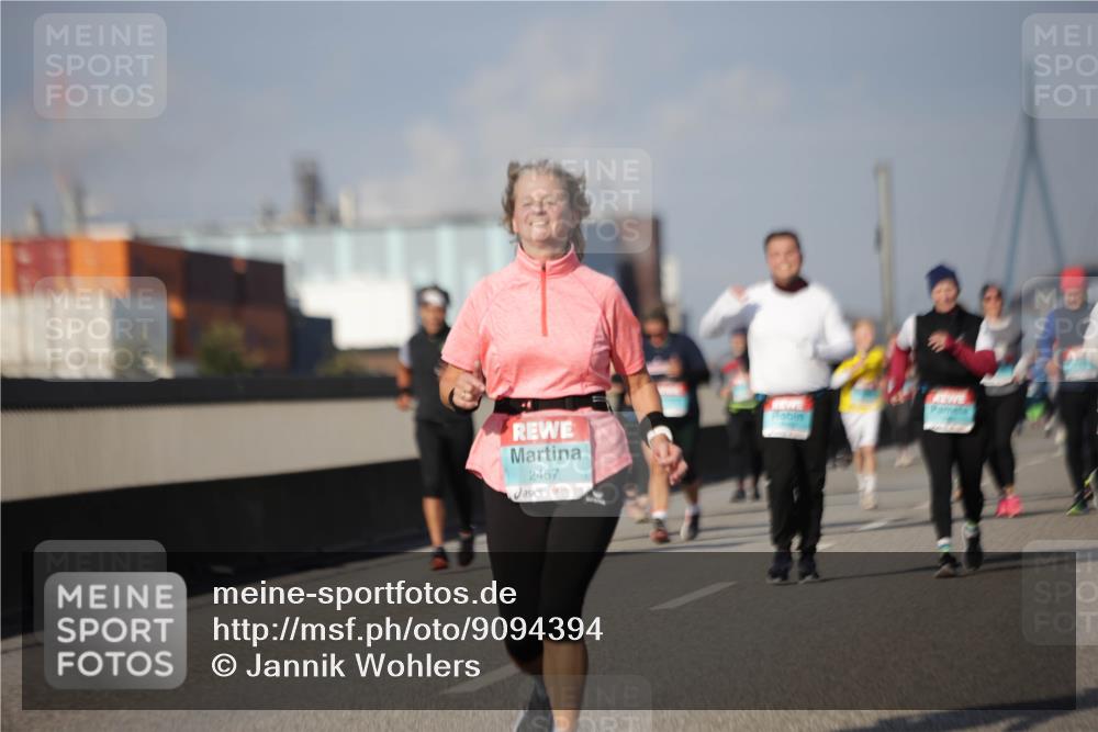 03.10.2025 - Köhlbrandbrückenlauf Jannik Wohlers http://msf.ph/oto/9094394 03.10.2025 10:12:48 Position 3 2457 meine-sportfotos.de