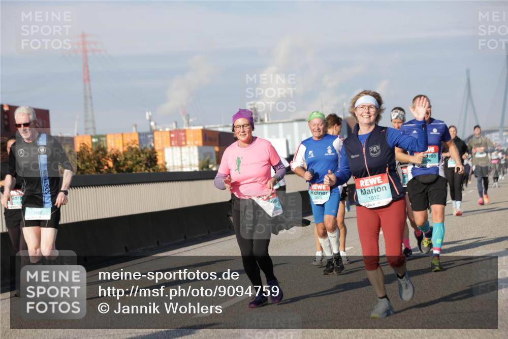 03.10.2025 - Köhlbrandbrückenlauf Jannik Wohlers http://msf.ph/oto/9094759 03.10.2025 10:01:13 Position 3 3468, 3505, 1812 meine-sportfotos.de
