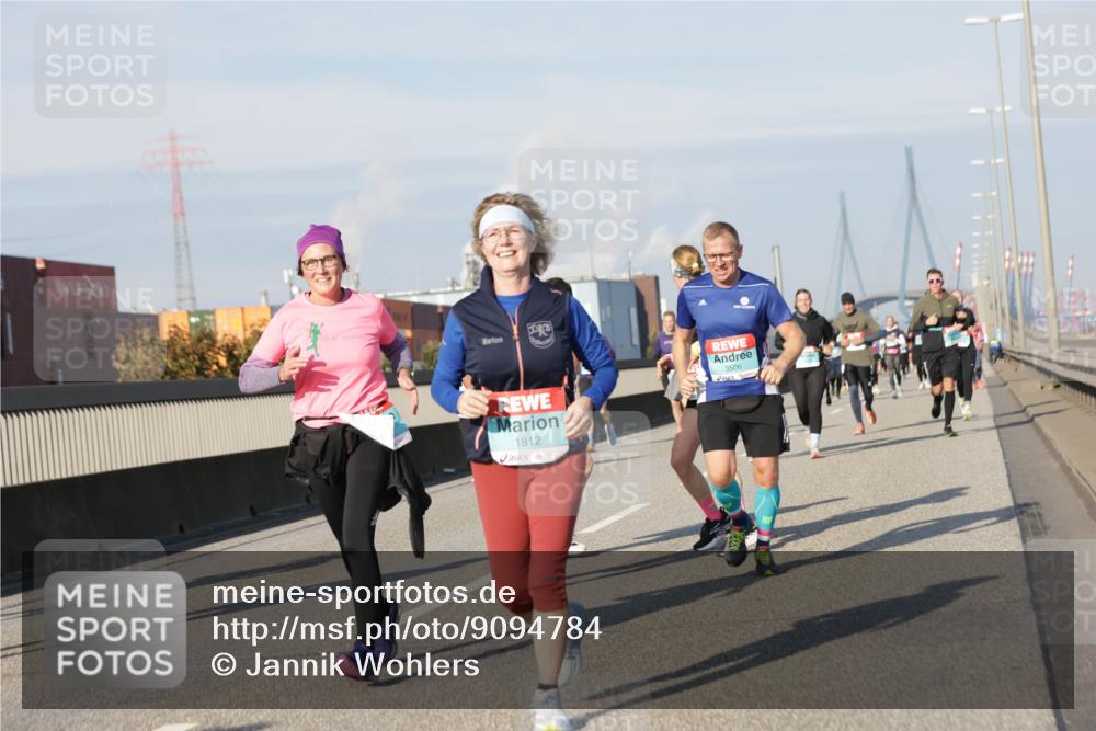 03.10.2025 - Köhlbrandbrückenlauf Jannik Wohlers http://msf.ph/oto/9094784 03.10.2025 10:01:13 Position 3 1812, 3506 meine-sportfotos.de