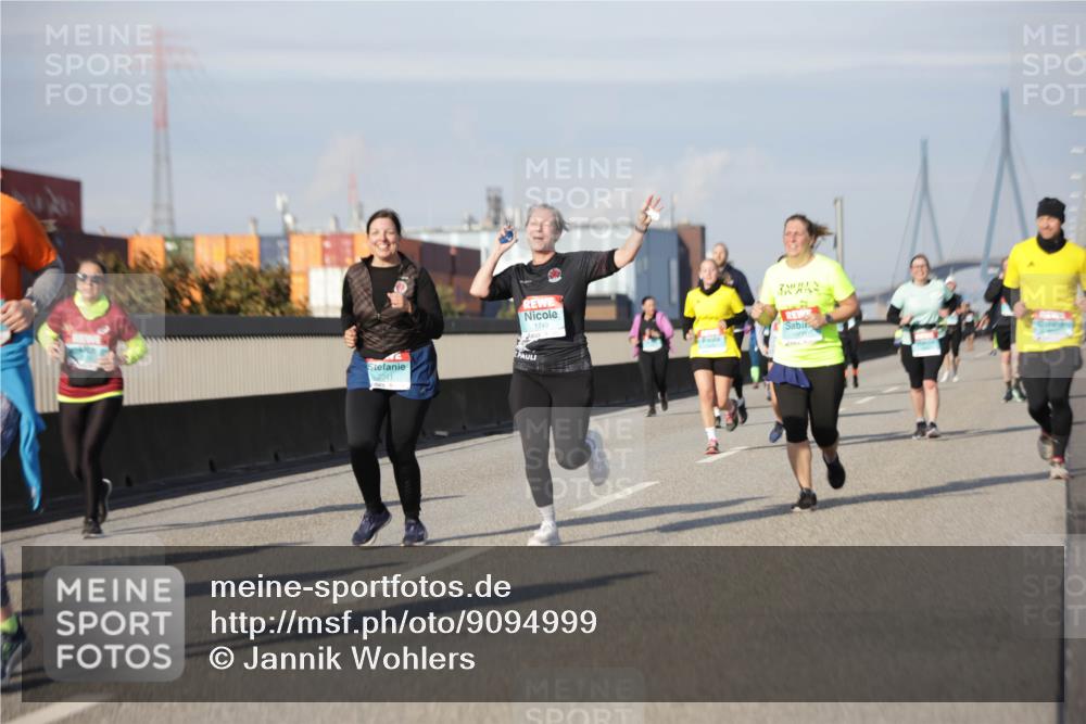 03.10.2025 - Köhlbrandbrückenlauf Jannik Wohlers http://msf.ph/oto/9094999 03.10.2025 10:13:09 Position 3 1749, 2041 meine-sportfotos.de