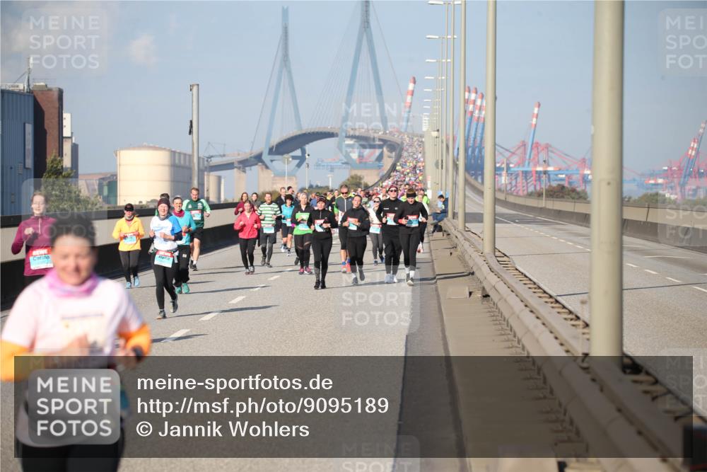 03.10.2025 - Köhlbrandbrückenlauf Jannik Wohlers http://msf.ph/oto/9095189 03.10.2025 10:03:47 Position 3 777 meine-sportfotos.de