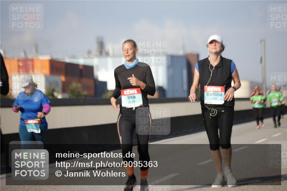 03.10.2025 - Köhlbrandbrückenlauf Jannik Wohlers http://msf.ph/oto/9095363 03.10.2025 10:13:24 Position 3 2550, 2553 meine-sportfotos.de