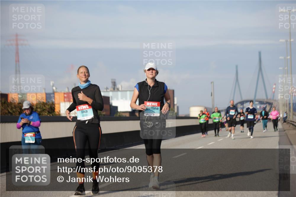 03.10.2025 - Köhlbrandbrückenlauf Jannik Wohlers http://msf.ph/oto/9095378 03.10.2025 10:13:25 Position 3 2550, 2558 meine-sportfotos.de