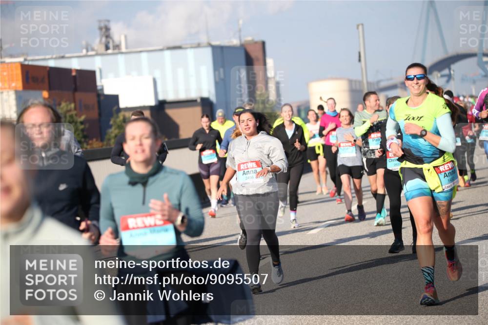 03.10.2025 - Köhlbrandbrückenlauf Jannik Wohlers http://msf.ph/oto/9095507 03.10.2025 10:04:16 Position 3 2456, 262, 1452 meine-sportfotos.de