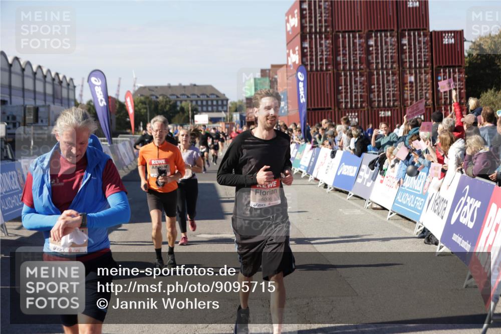 03.10.2025 - Köhlbrandbrückenlauf Jannik Wohlers http://msf.ph/oto/9095715 03.10.2025 13:20:56 Ziel 4709, 4915, 4916, 5006, 5084, 5130, 5156, 5169, 5377, 5480, 5501, 5774, 6296, 6645, 6646, 6648, 6650, 6703, 6780 meine-sportfotos.de