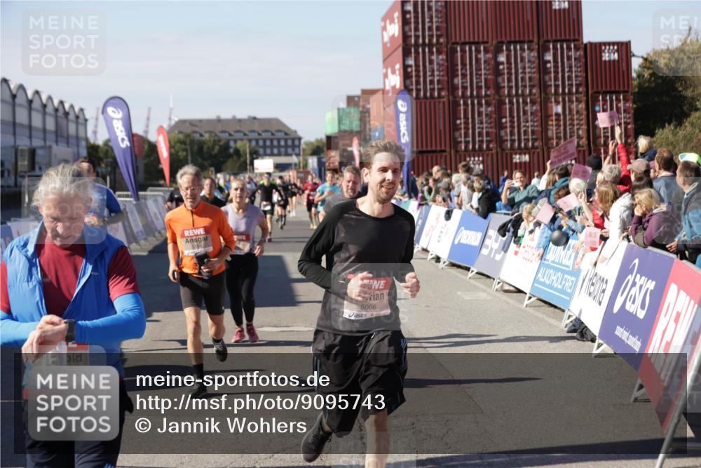 03.10.2025 - Köhlbrandbrückenlauf Jannik Wohlers http://msf.ph/oto/9095743 03.10.2025 13:20:56 Ziel 4709, 4915, 4916, 5006, 5084, 5130, 5156, 5169, 5377, 5480, 5501, 5774, 6296, 6645, 6646, 6648, 6650, 6703, 6780 meine-sportfotos.de