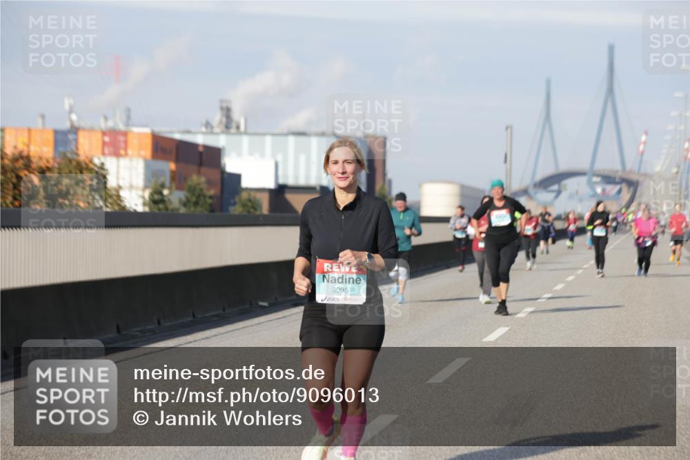 03.10.2025 - Köhlbrandbrückenlauf Jannik Wohlers http://msf.ph/oto/9096013 03.10.2025 10:17:04 Position 3 3095 meine-sportfotos.de