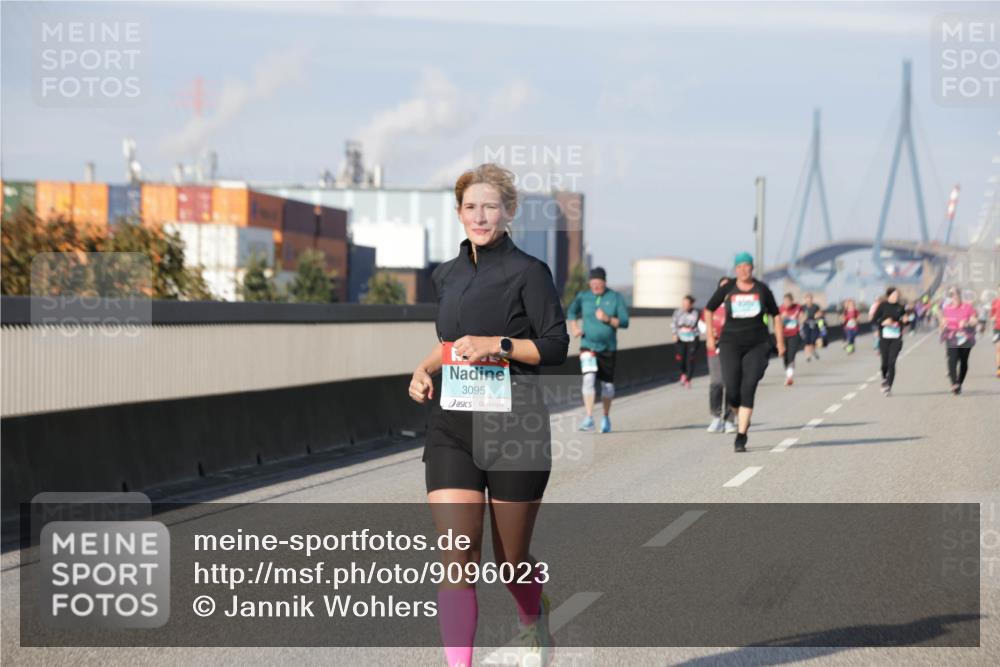 03.10.2025 - Köhlbrandbrückenlauf Jannik Wohlers http://msf.ph/oto/9096023 03.10.2025 10:17:04 Position 3 3095 meine-sportfotos.de