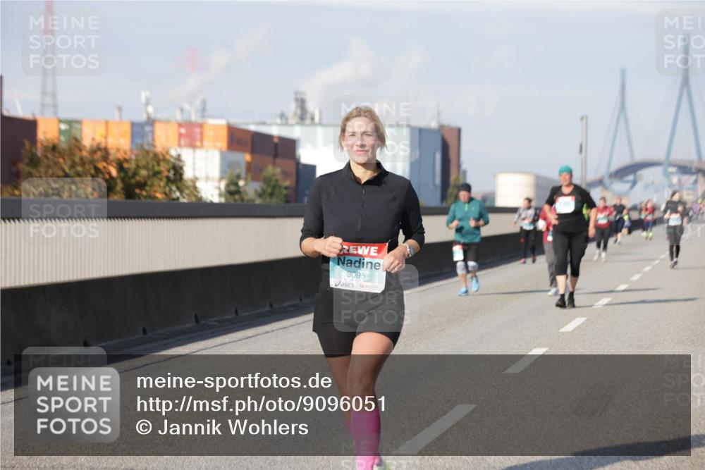 03.10.2025 - Köhlbrandbrückenlauf Jannik Wohlers http://msf.ph/oto/9096051 03.10.2025 10:17:05 Position 3 3095 meine-sportfotos.de