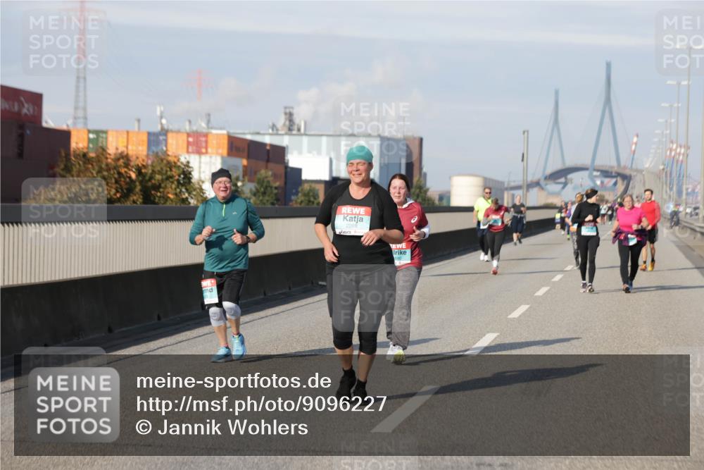 03.10.2025 - Köhlbrandbrückenlauf Jannik Wohlers http://msf.ph/oto/9096227 03.10.2025 10:17:12 Position 3 880 meine-sportfotos.de