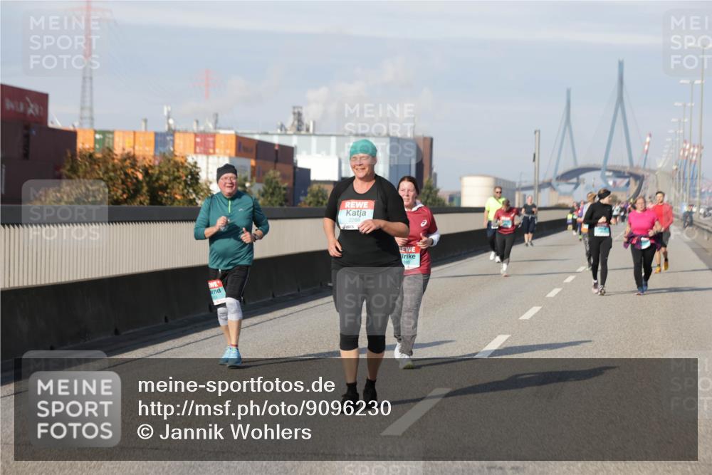 03.10.2025 - Köhlbrandbrückenlauf Jannik Wohlers http://msf.ph/oto/9096230 03.10.2025 10:17:12 Position 3 2288, 880 meine-sportfotos.de