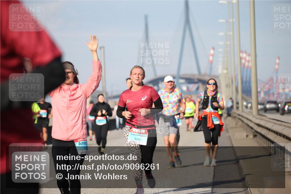 03.10.2025 - Köhlbrandbrückenlauf Jannik Wohlers http://msf.ph/oto/9096261 03.10.2025 10:14:32 Position 3 154, 2148 meine-sportfotos.de