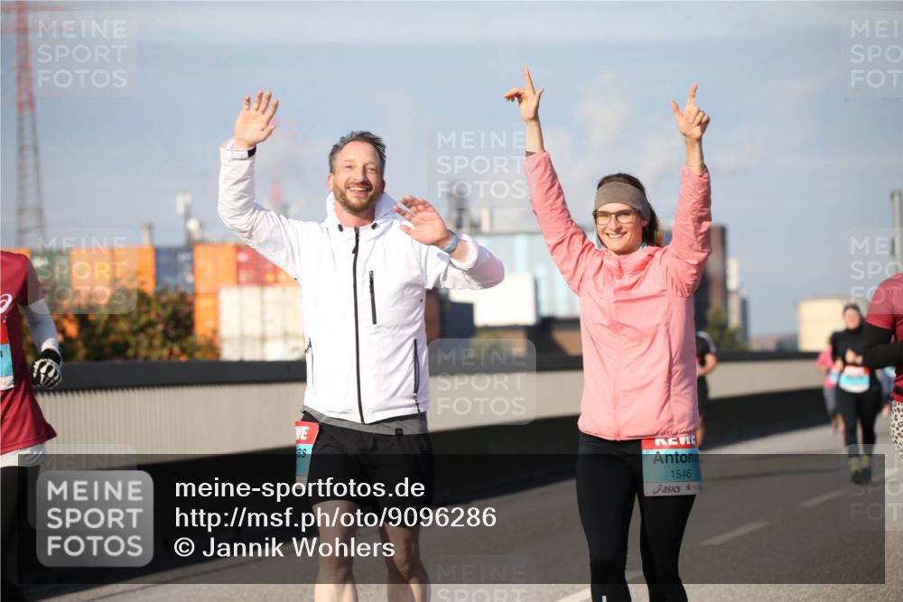 03.10.2025 - Köhlbrandbrückenlauf Jannik Wohlers http://msf.ph/oto/9096286 03.10.2025 10:14:34 Position 3 1546 meine-sportfotos.de