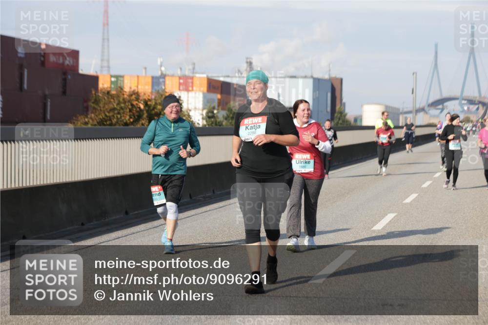03.10.2025 - Köhlbrandbrückenlauf Jannik Wohlers http://msf.ph/oto/9096291 03.10.2025 10:17:13 Position 3 433, 2288, 1880 meine-sportfotos.de
