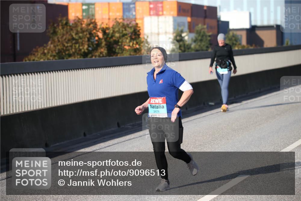 03.10.2025 - Köhlbrandbrückenlauf Jannik Wohlers http://msf.ph/oto/9096513 03.10.2025 10:14:53 Position 3 2474 meine-sportfotos.de