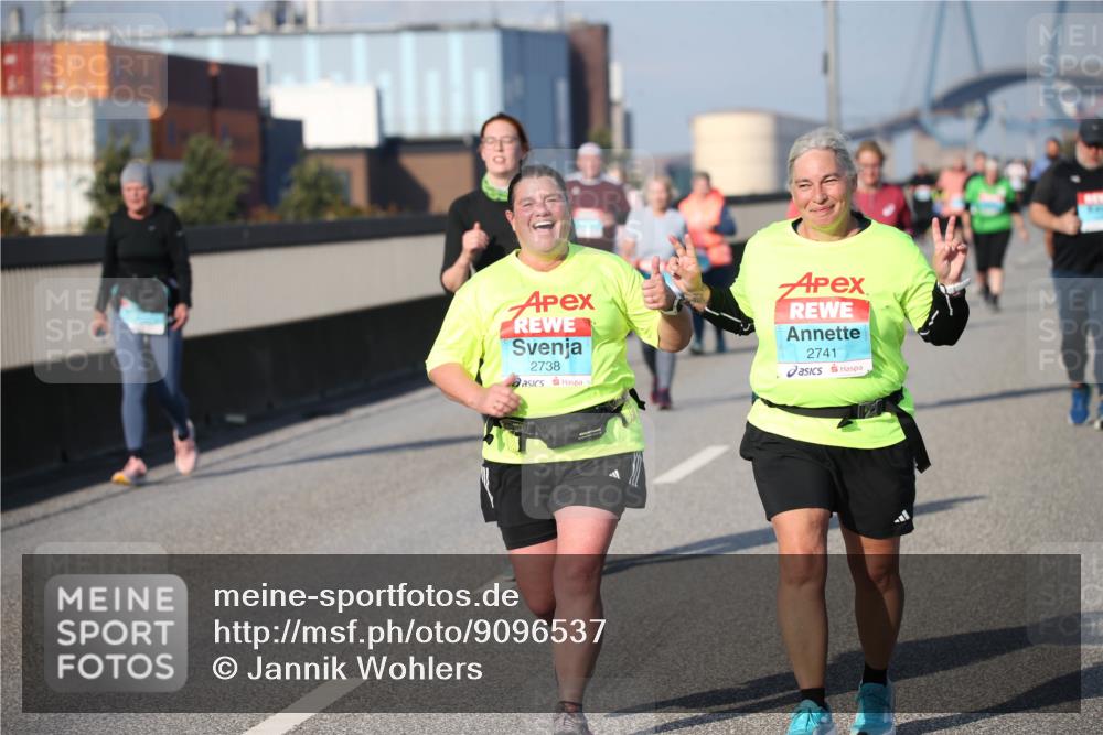 03.10.2025 - Köhlbrandbrückenlauf Jannik Wohlers http://msf.ph/oto/9096537 03.10.2025 10:14:55 Position 3 2738, 2741 meine-sportfotos.de