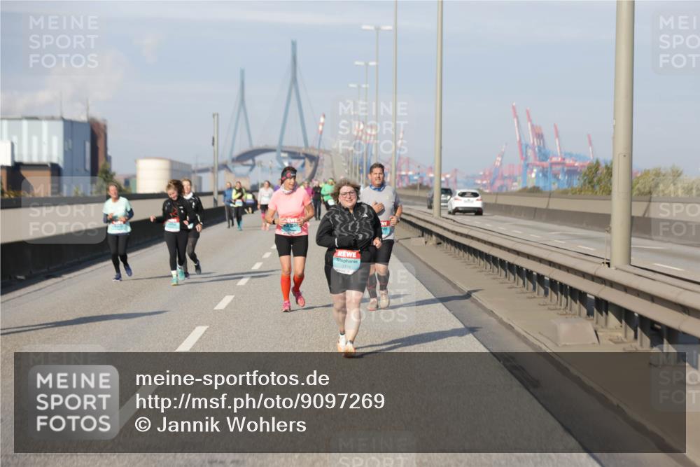 03.10.2025 - Köhlbrandbrückenlauf Jannik Wohlers http://msf.ph/oto/9097269 03.10.2025 10:18:00 Position 3  meine-sportfotos.de