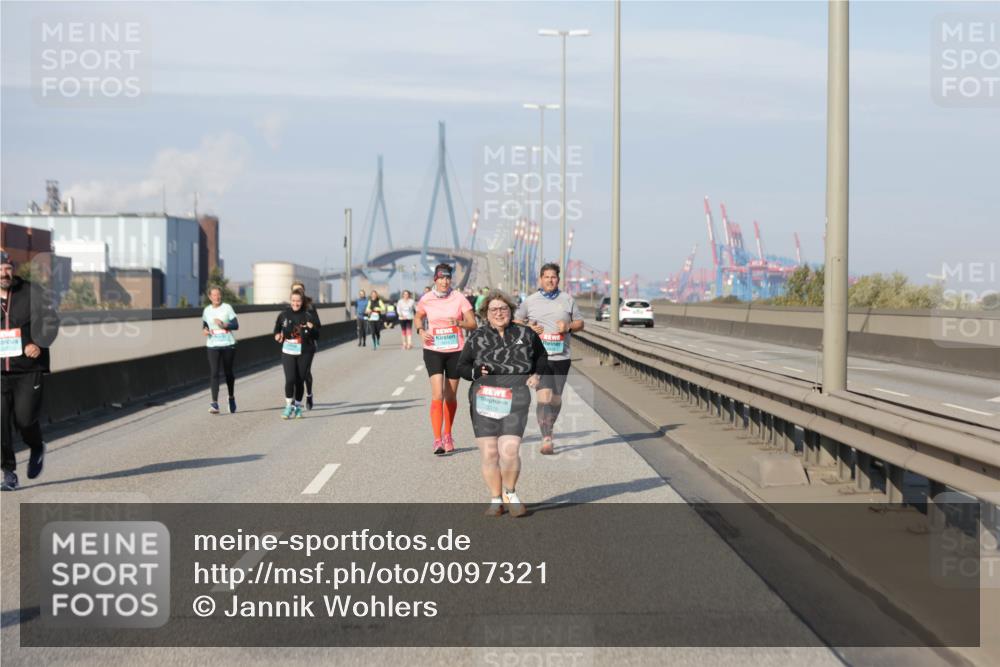 03.10.2025 - Köhlbrandbrückenlauf Jannik Wohlers http://msf.ph/oto/9097321 03.10.2025 10:18:01 Position 3 3319 meine-sportfotos.de