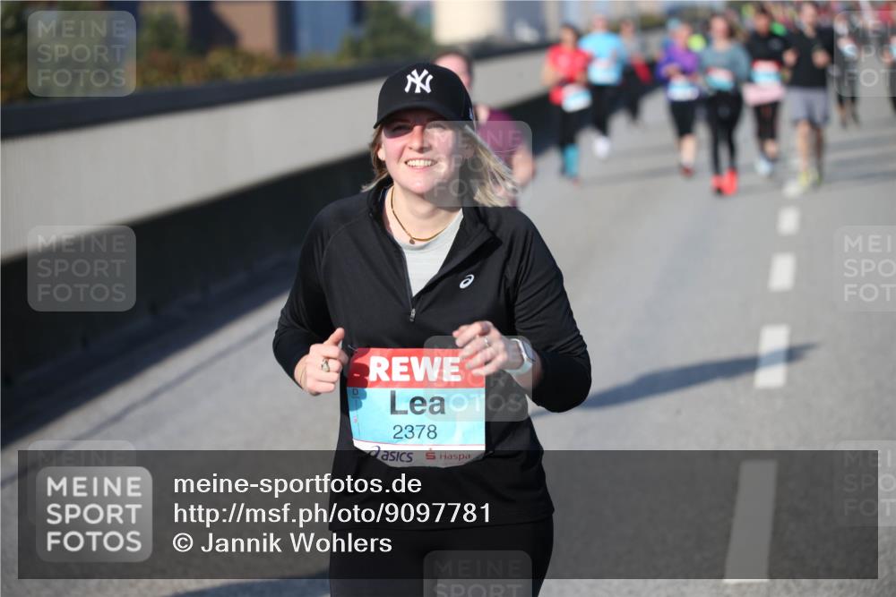 03.10.2025 - Köhlbrandbrückenlauf Jannik Wohlers http://msf.ph/oto/9097781 03.10.2025 10:16:29 Position 3 278, 2378 meine-sportfotos.de
