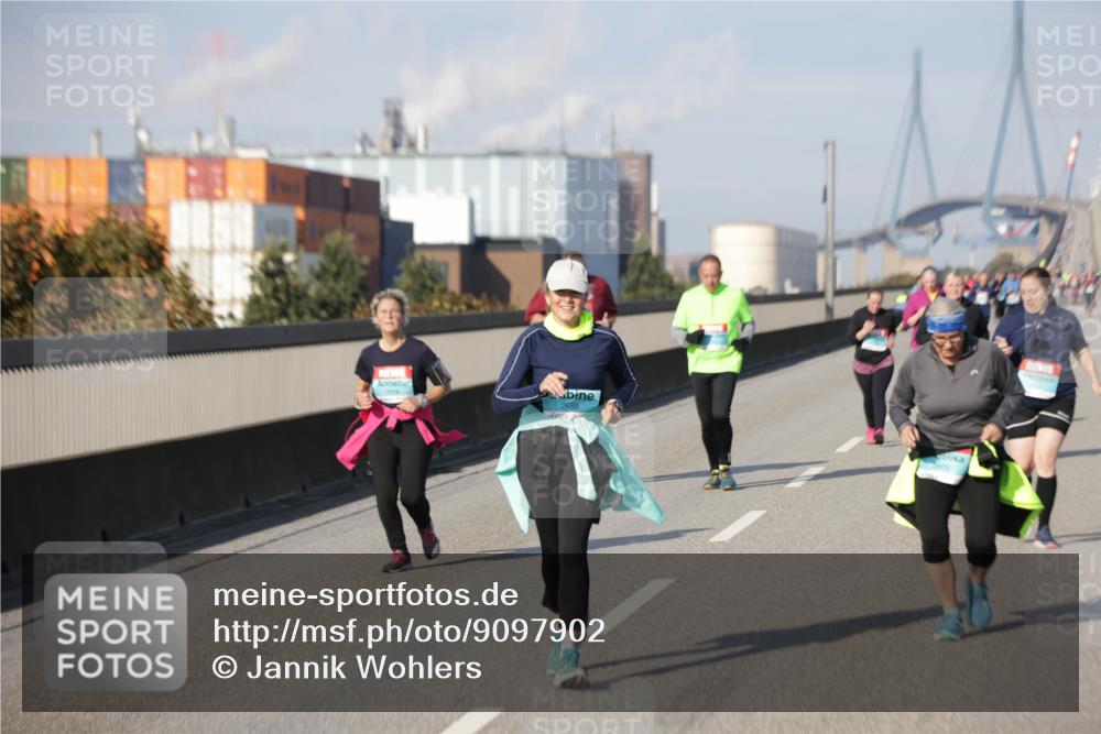 03.10.2025 - Köhlbrandbrückenlauf Jannik Wohlers http://msf.ph/oto/9097902 03.10.2025 10:18:53 Position 3 2516, 2488 meine-sportfotos.de