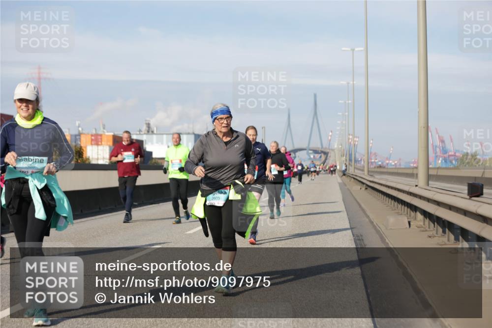03.10.2025 - Köhlbrandbrückenlauf Jannik Wohlers http://msf.ph/oto/9097975 03.10.2025 10:18:57 Position 3 2188, 2603 meine-sportfotos.de