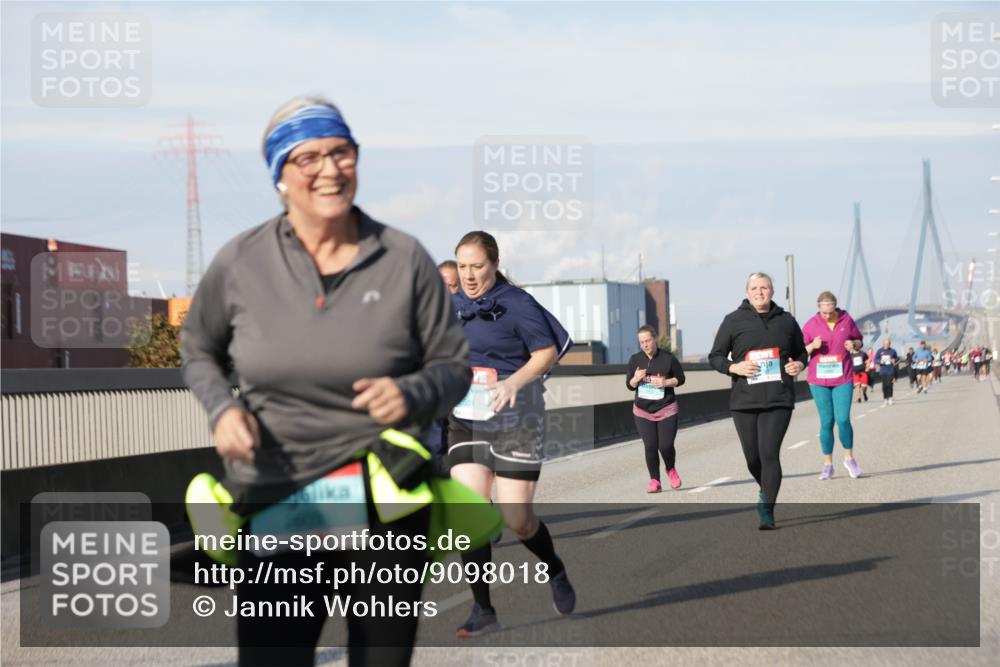 03.10.2025 - Köhlbrandbrückenlauf Jannik Wohlers http://msf.ph/oto/9098018 03.10.2025 10:18:58 Position 3  meine-sportfotos.de