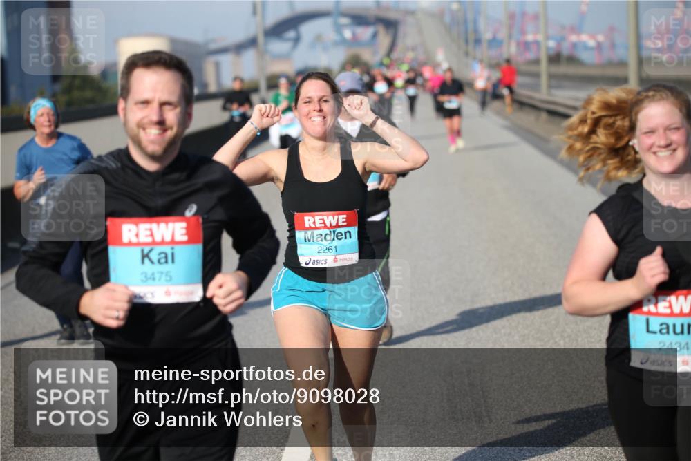03.10.2025 - Köhlbrandbrückenlauf Jannik Wohlers http://msf.ph/oto/9098028 03.10.2025 10:16:46 Position 3 3475, 6, 2261, 2434 meine-sportfotos.de