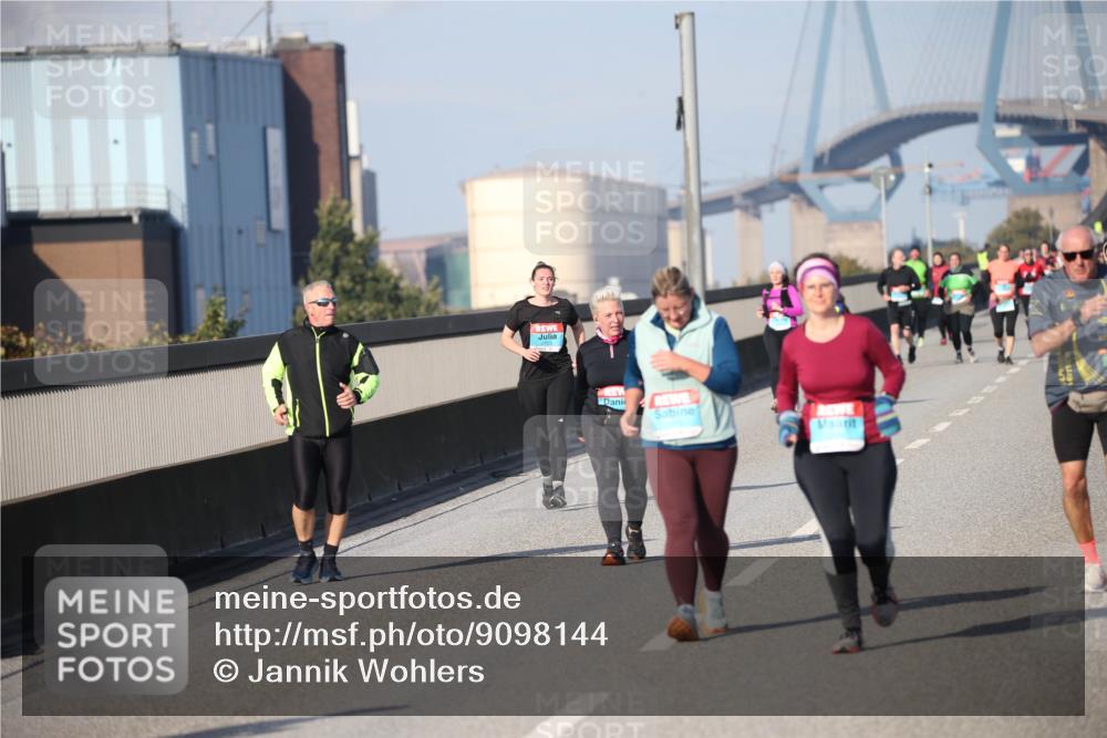 03.10.2025 - Köhlbrandbrückenlauf Jannik Wohlers http://msf.ph/oto/9098144 03.10.2025 10:19:42 Position 3 2723 meine-sportfotos.de