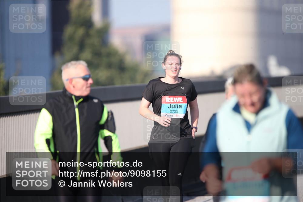 03.10.2025 - Köhlbrandbrückenlauf Jannik Wohlers http://msf.ph/oto/9098155 03.10.2025 10:19:44 Position 3 2723 meine-sportfotos.de
