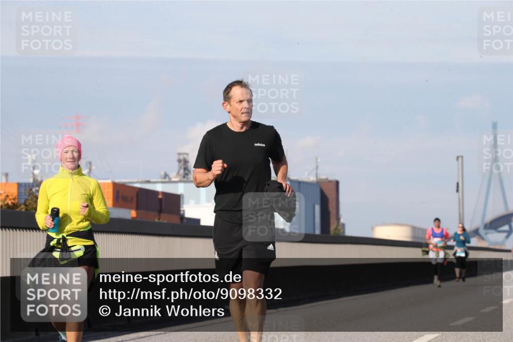 03.10.2025 - Köhlbrandbrückenlauf Jannik Wohlers http://msf.ph/oto/9098332 03.10.2025 10:22:03 Position 3  meine-sportfotos.de