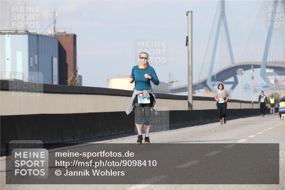 03.10.2025 - Köhlbrandbrückenlauf Jannik Wohlers http://msf.ph/oto/9098410 03.10.2025 10:22:17 Position 3  meine-sportfotos.de