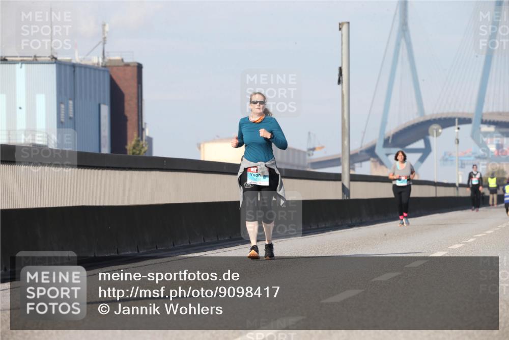 03.10.2025 - Köhlbrandbrückenlauf Jannik Wohlers http://msf.ph/oto/9098417 03.10.2025 10:22:17 Position 3 1766 meine-sportfotos.de