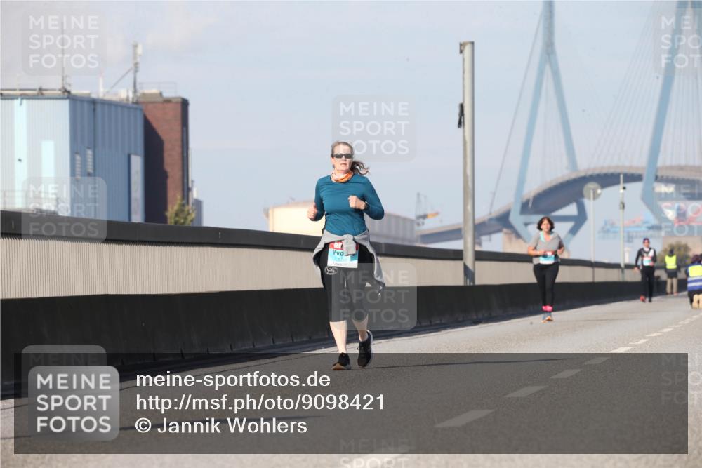 03.10.2025 - Köhlbrandbrückenlauf Jannik Wohlers http://msf.ph/oto/9098421 03.10.2025 10:22:17 Position 3  meine-sportfotos.de