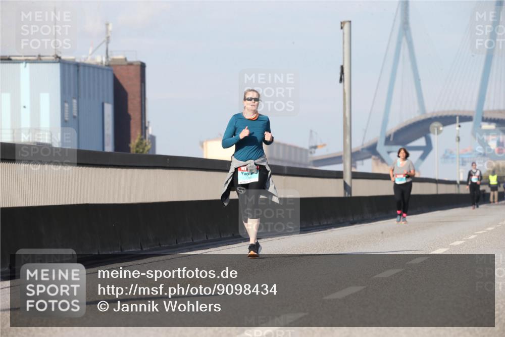 03.10.2025 - Köhlbrandbrückenlauf Jannik Wohlers http://msf.ph/oto/9098434 03.10.2025 10:22:17 Position 3  meine-sportfotos.de