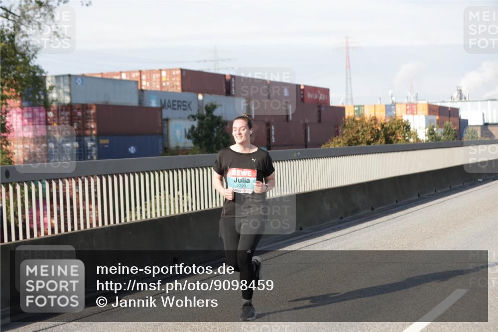 03.10.2025 - Köhlbrandbrückenlauf Jannik Wohlers http://msf.ph/oto/9098459 03.10.2025 10:19:57 Position 3 2723 meine-sportfotos.de