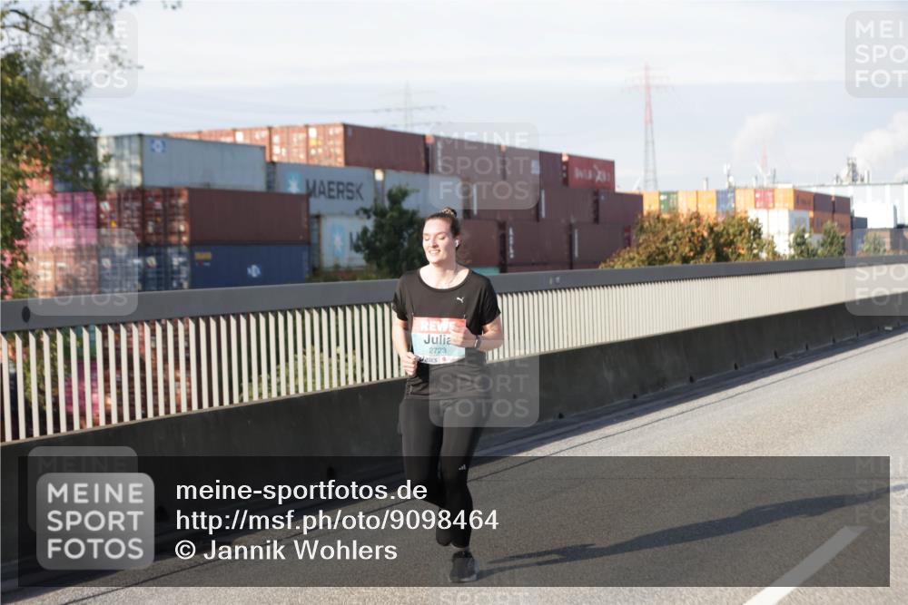 03.10.2025 - Köhlbrandbrückenlauf Jannik Wohlers http://msf.ph/oto/9098464 03.10.2025 10:19:57 Position 3 2723 meine-sportfotos.de