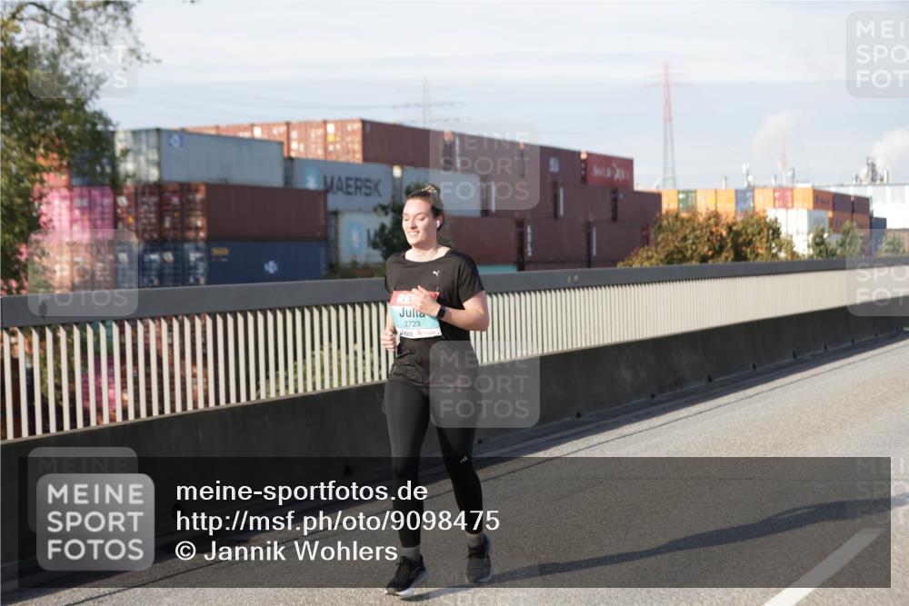 03.10.2025 - Köhlbrandbrückenlauf Jannik Wohlers http://msf.ph/oto/9098475 03.10.2025 10:19:58 Position 3 2723, 17 meine-sportfotos.de