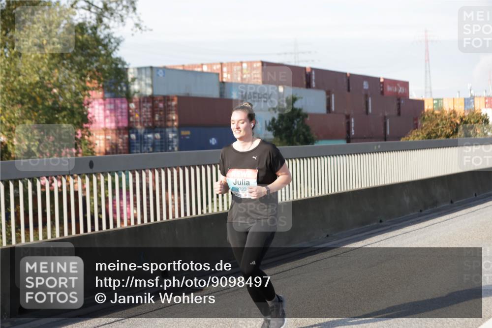 03.10.2025 - Köhlbrandbrückenlauf Jannik Wohlers http://msf.ph/oto/9098497 03.10.2025 10:19:58 Position 3 2723 meine-sportfotos.de