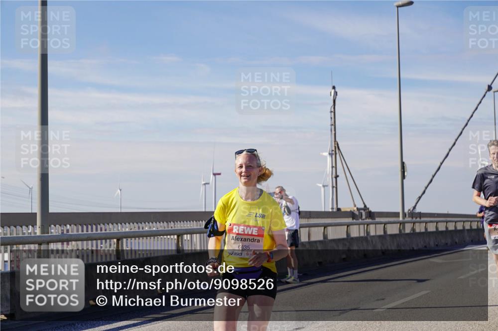 03.10.2025 - Köhlbrandbrückenlauf Michael Burmester http://msf.ph/oto/9098526 03.10.2025 12:44:57 Position 2 6635 meine-sportfotos.de