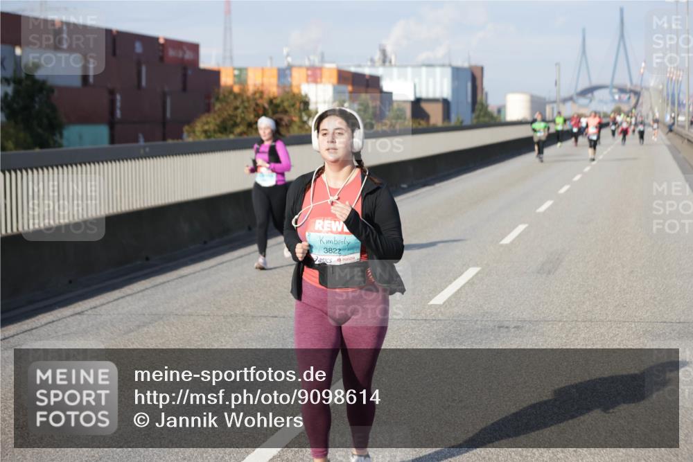 03.10.2025 - Köhlbrandbrückenlauf Jannik Wohlers http://msf.ph/oto/9098614 03.10.2025 10:20:07 Position 3 3822 meine-sportfotos.de