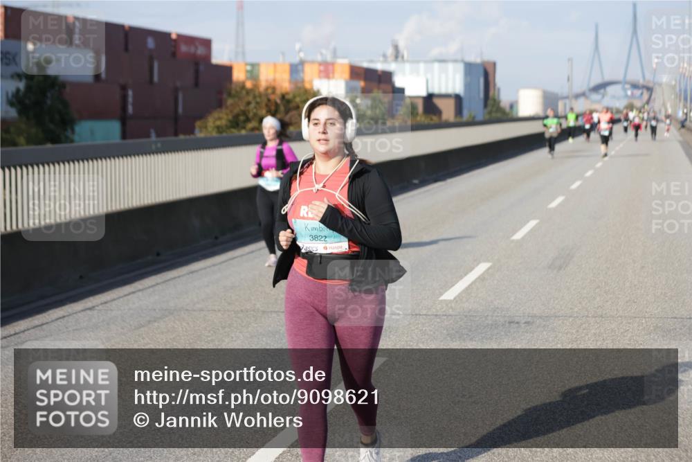 03.10.2025 - Köhlbrandbrückenlauf Jannik Wohlers http://msf.ph/oto/9098621 03.10.2025 10:20:07 Position 3 3822 meine-sportfotos.de