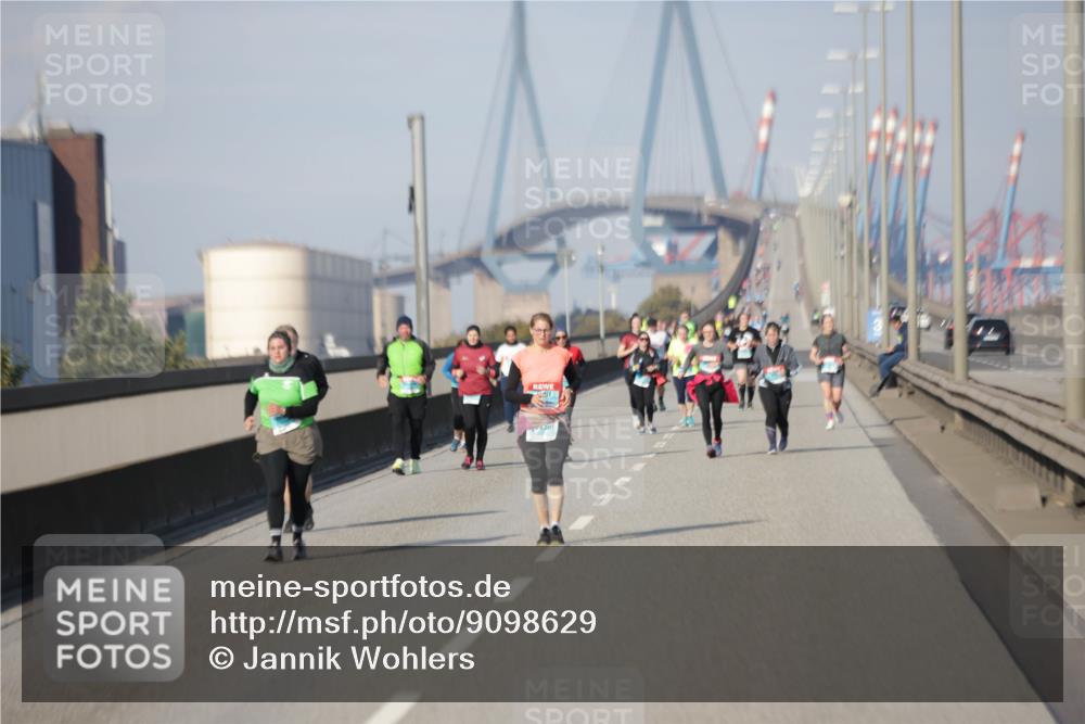 03.10.2025 - Köhlbrandbrückenlauf Jannik Wohlers http://msf.ph/oto/9098629 03.10.2025 10:20:09 Position 3  meine-sportfotos.de
