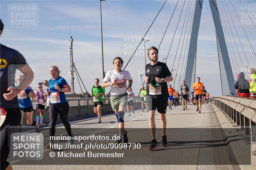 03.10.2025 - Köhlbrandbrückenlauf Michael Burmester http://msf.ph/oto/9098730 03.10.2025 12:45:07 Position 2 4391, 4405 meine-sportfotos.de