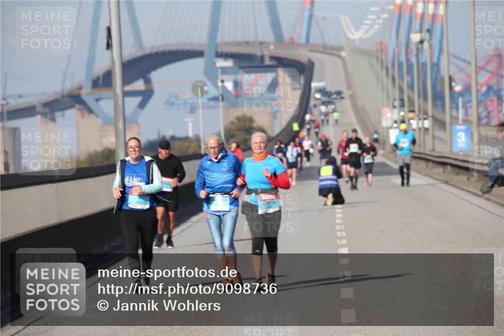 03.10.2025 - Köhlbrandbrückenlauf Jannik Wohlers http://msf.ph/oto/9098736 03.10.2025 10:23:58 Position 3  meine-sportfotos.de