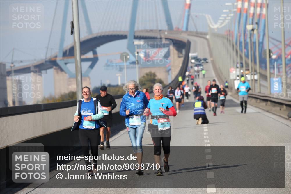 03.10.2025 - Köhlbrandbrückenlauf Jannik Wohlers http://msf.ph/oto/9098740 03.10.2025 10:23:58 Position 3 3805, 3 meine-sportfotos.de