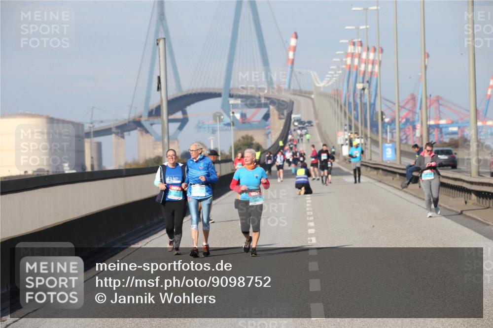 03.10.2025 - Köhlbrandbrückenlauf Jannik Wohlers http://msf.ph/oto/9098752 03.10.2025 10:23:59 Position 3  meine-sportfotos.de